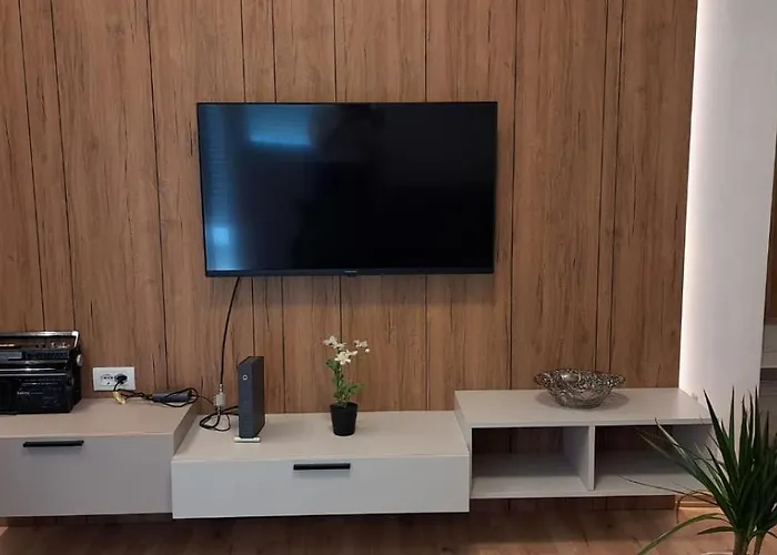 Edgar's Center Apartment